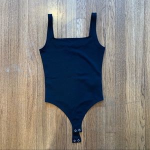 Express square neck sleeveless bodysuit black